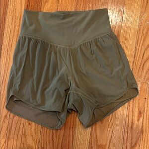 Lululemon nula and mesh shorts